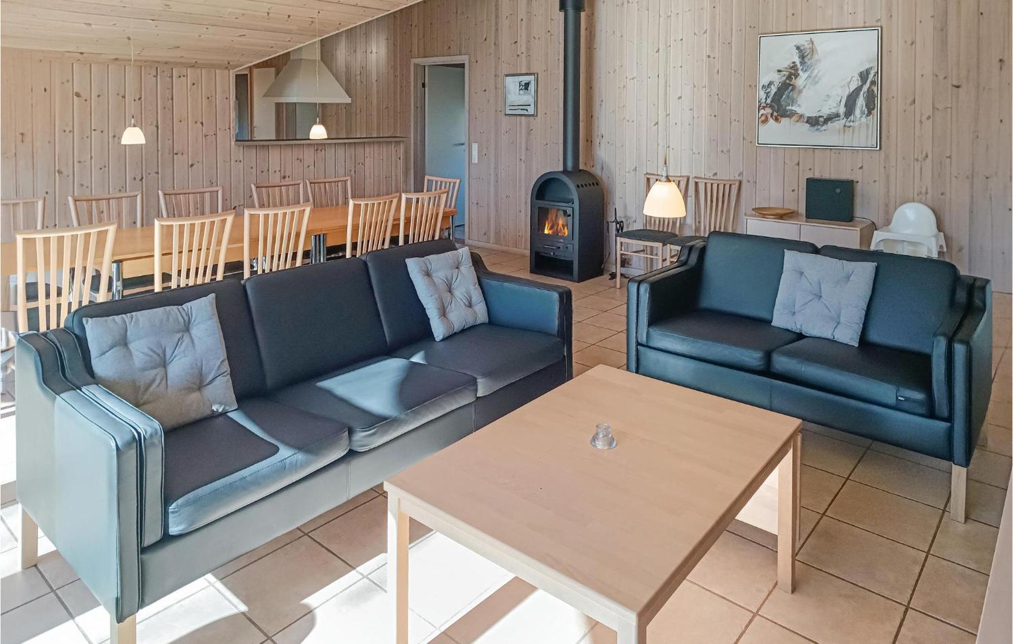Beautiful Home In Koepingsvik With Kitchen Exterior foto